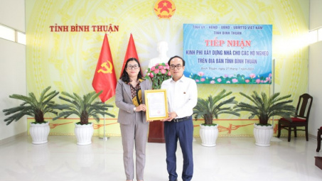 Petrolimex trao 3 tỷ đồng ủng hộ Quỹ "Vì người nghèo" tỉnh Bình Thuận