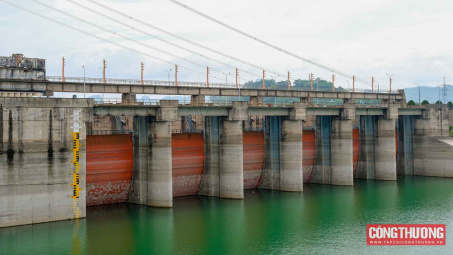 Mực nước hồ thủy điện ngày 10/8: Hồ chứa dâng cao, sản lượng thủy điện chiếm trên 45% hệ thống