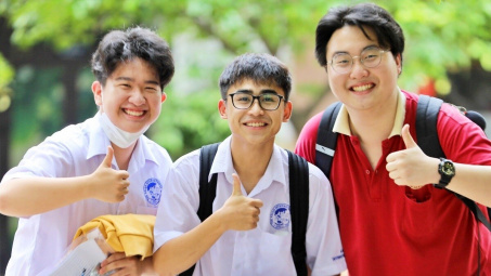 Điểm chuẩn một số trường vượt ngưỡng 27 điểm sau 6 ngày lọc ảo