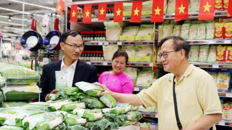 Xu hướng phát triển việc điều chỉnh pháp lý vấn đề sử dụng hàng rào phi thuế quan liên quan đến việc bảo vệ môi trường và sức khỏe con người trong thương mại quốc tế
