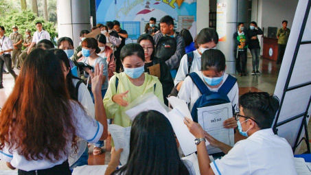 Điểm chuẩn chính thức Trường Đại học Kinh tế - Luật - Đại học Quốc gia TP. Hồ Chí Minh 2023