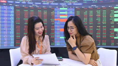 Phát triển thị trường chứng khoán Việt Nam ổn định, an toàn trong bối cảnh chuyển đổi số hiện nay