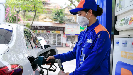 Đảm bảo nguồn cung xăng dầu cho hoạt động sản xuất kinh doanh và sinh hoạt