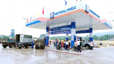 Công ty Xăng dầu Hà Sơn Bình khai trương Cửa hàng số 127 tại huyện Lạc Sơn