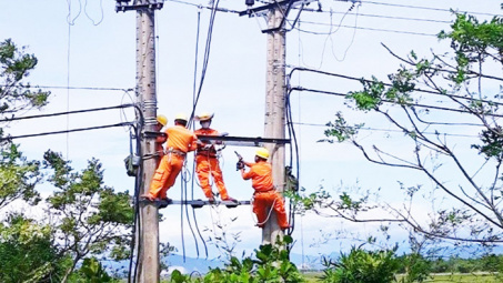 Bình Thuận: Tăng cường kiểm tra các công trình điện trong mùa mưa lũ