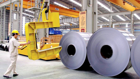 Cổ phiếu HSG đạt đỉnh 15 tháng, người nhà Chủ tịch Tập đoàn Hoa Sen muốn thoái toàn bộ vốn