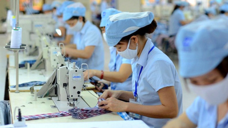 Đón tin “chuyển nhà” sang HoSE, cổ phiếu Dệt may Hòa Thọ (HTG) bật tăng mạnh