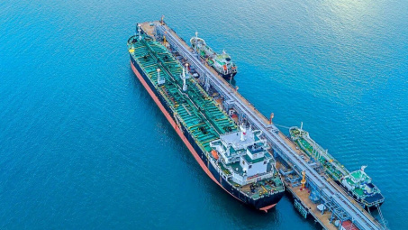 PV Trans (PVT) hưởng “trái ngọt” từ chiến lược tích cực trẻ hoá đội tàu và giá cước tàu dầu neo cao