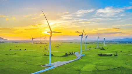 Tài chính Điện lực giữ vững mức xếp hạng tín dụng B2, cổ phiếu EVF tăng “kịch trần”