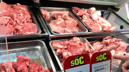 Giá heo hơi hôm nay 21/9: Nhập khẩu thịt heo từ Nga về Việt Nam tăng 95%