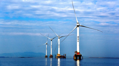 Việt Nam điều tra chống bán phá giá tháp điện gió Trung Quốc