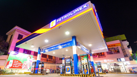 Petrolimex (PLX): Lợi nhuận năm nay có thể tăng gấp 2 lần, đa dạng hoá sản phẩm tại cửa hàng xăng dầu