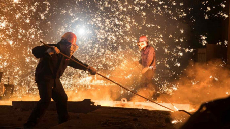 Giá thép hôm nay 9/9: Dự án 5,6 triệu tấn HRC - Dung Quất 2 của Hoà Phát đạt 35% tiến độ