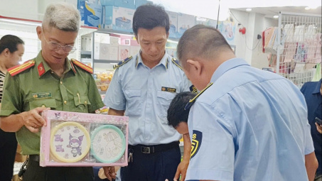 Cục QLTT Đà Nẵng xử phạt hơn 376 triệu trong dịp Tết Trung thu năm 2024