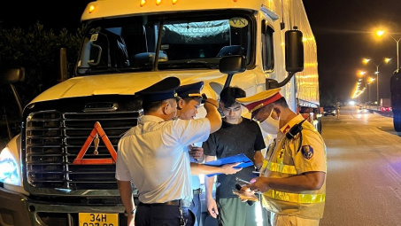 Thừa Thiên Huế: Quản lý thị trường xử phạt 461 vụ vi phạm trong 9 tháng năm 2024