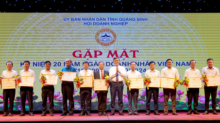 Quảng Bình: Gặp mặt doanh nghiệp, doanh nhân nhân ngày Doanh nhân Việt Nam