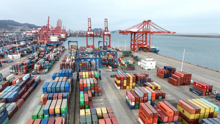 9 tháng, thu ngân sách từ hoạt động xuất nhập khẩu đạt hơn 98% dự toán năm
