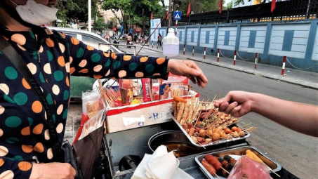 Hà Nội: Kiểm soát bảo đảm an toàn thực phẩm trong và ngoài trường học