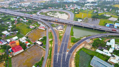 Các mảng kinh doanh cốt lõi của Giao thông Đèo Cả (HHV) đối mặt thách thức