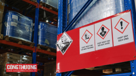 Nhà xưởng sản xuất, kho chứa hóa chất nguy hiểm phải đáp ứng các quy định mới về an toàn