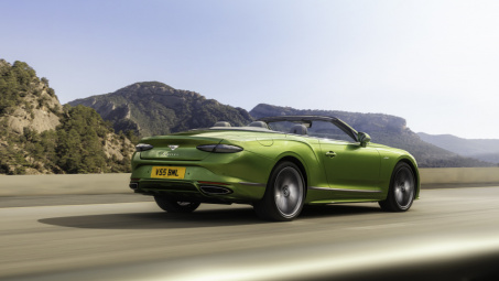 Bentley ra mắt động cơ hybrid thứ 2, tập trung theo đuổi chiến lược phát triển bền vững