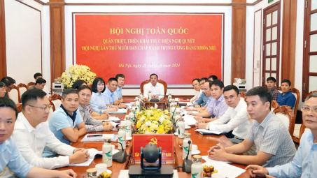Đảng ủy VINACHEM tham dự trực tuyến Hội nghị toàn quốc quán triệt, triển khai Nghị quyết Hội nghị Trung ương 10 khóa XIII