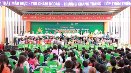 Nestlé MILO trao tặng máy tính cho các trường tiểu học vùng cao