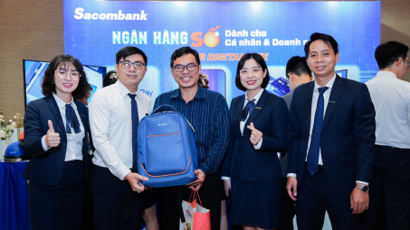 Sacombank đẩy mạnh chuyển đổi số, góp phần tạo động lực tăng trưởng mới cho TP. HCM