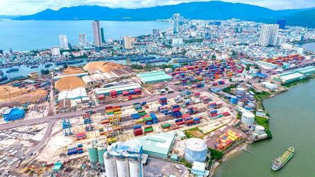 Hàng hải Việt Nam (MVN) muốn đấu giá gần 34% vốn công ty con với giá cao hơn 54% thị giá