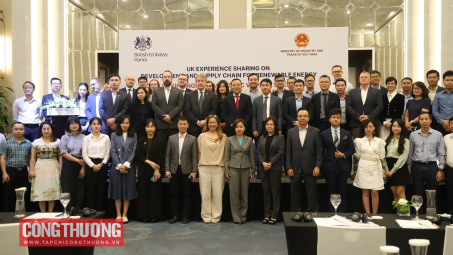 Vương quốc Anh chia sẻ kinh nghiệm về điện gió ngoài khơi và lĩnh vực phát triển dự án