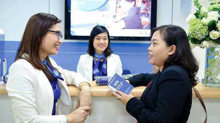 Ngân hàng ACB: Tăng trưởng tín dụng lên cao nhất 10 năm, lãi ròng quý 3 giảm 4%