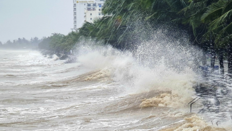 Hôm nay (27/10), bão Trà Mi sẽ đi vào đất liền các tỉnh Trung Trung Bộ
