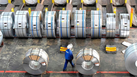 Tập đoàn Hoa Sen (HSG), Thép Nam Kim (NKG)… hưởng lợi như nào khi tôn mạ Trung Quốc bị áp thuế?