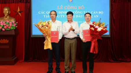 Petrolimex: Công bố Quyết định về chức danh Chủ tịch, Giám đốc Công ty Xăng dầu Nghệ An