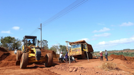 Xử phạt 2 trường hợp cản trở khai thác bô xít tại Công ty Nhôm Đắk Nông