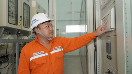 EVNHCMC đóng điện, đưa vào vận hành Trạm biến áp 110kV GIS Chợ Lớn sau cải tạo