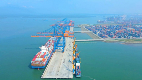 "Gã khổng lồ" tàu biển MSC sẽ tiếp tục hợp tác với Hàng hải Việt Nam (MVN) làm “siêu cảng” tại Đà Nẵng?