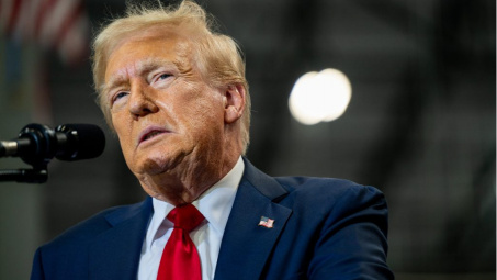 Quốc tế nổi bật: Ông Donald Trump sẽ làm gì với ngành ô tô?