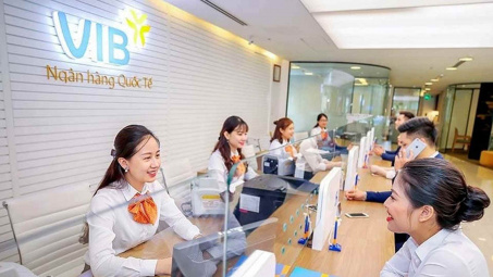 Khó đạt mục tiêu lợi nhuận, Phó Tổng Giám đốc Ngân hàng VIB muốn bán 2 triệu cổ phần
