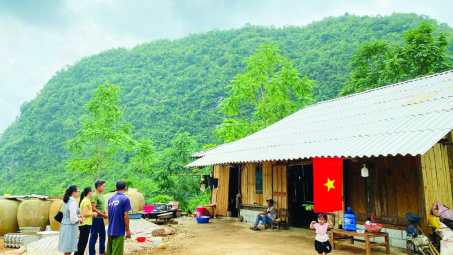 Thủ tướng ra công điện triển khai xoá nhà tạm, nhà dột nát trên cả nước