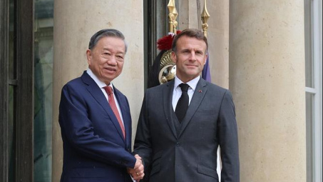 Lễ đón trọng thể Tổng Bí thư, Chủ tịch nước Tô Lâm thăm Pháp