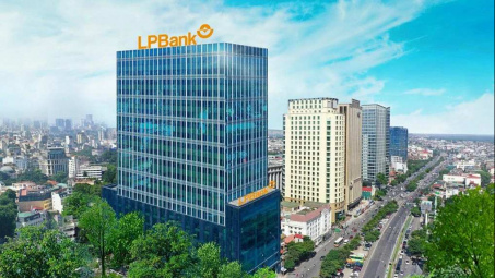 Ngân hàng LPBank (LPB) lùi thời gian, thay đổi địa điểm họp Đại hội bất thường