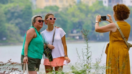 Hà Nội đón hơn 23 triệu lượt khách du lịch trong 10 tháng năm 2024