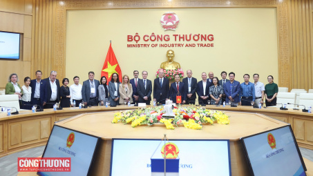 Tăng cường hợp tác Việt Nam – Pháp về thương mại và năng lượng