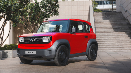 Truyền thông quốc tế: Xe điện bán chạy hơn xe xăng tại Việt Nam, VinFast trở thành "chiến binh xanh toàn cầu"