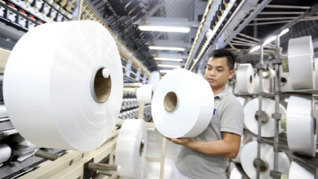 Hoa Kỳ áp dụng biện pháp tự vệ toàn cầu với xơ sợi staple nhân tạo từ polyeste