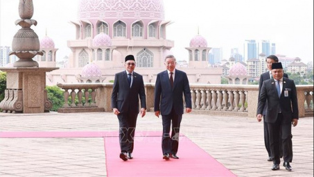 Thủ tướng Malaysia Anwar Ibrahim chủ trì lễ đón Tổng Bí thư Tô Lâm