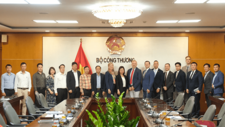 Hoa Kỳ cam kết tăng cường hợp tác phát triển nhiên liệu sinh học tại Việt Nam