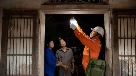 EVNHANOI triển khai chương trình Tháng tri ân khách hàng năm 2024