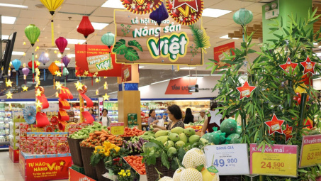 Thủ tướng chỉ đạo tiếp tục đẩy mạnh phát triển thị trường trong nước, kích cầu tiêu dùng